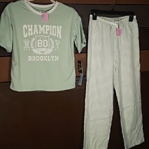 NWT Art Class Girls XL (14) Green Brooklyn Top With Green Striped Pants